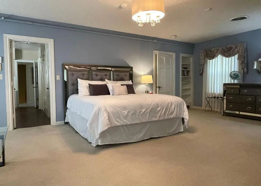 photo 1 of Presidents House B & B