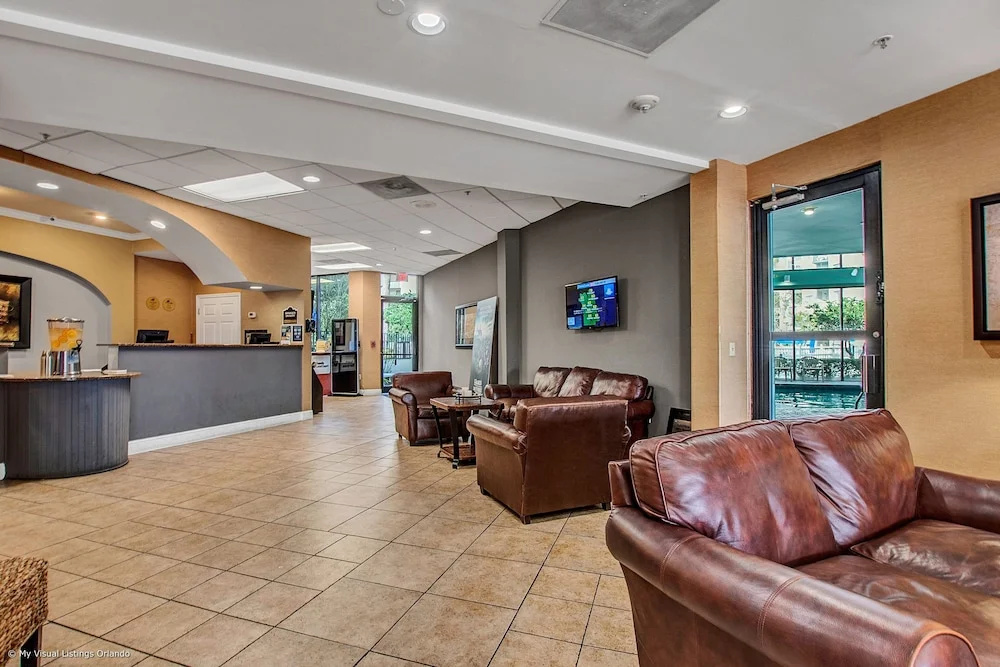 photo 1 of Pristine and Posh 2bd/2ba Condo With Private Balcony - #6en165