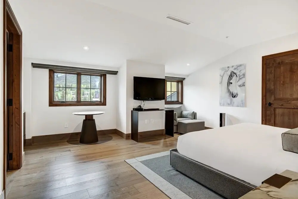 photo 1 of Vail Village Private 4 BR Residence w Full Kitchen by RedAwning - Save 20% on 7+ Nights!