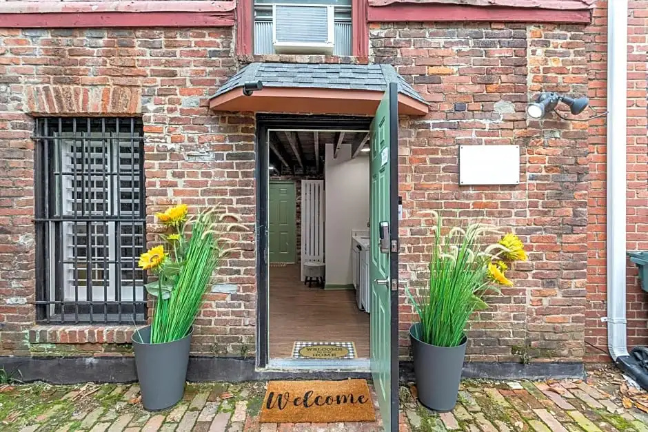 photo 1 of Private Loft Carriage House Walk Score 95