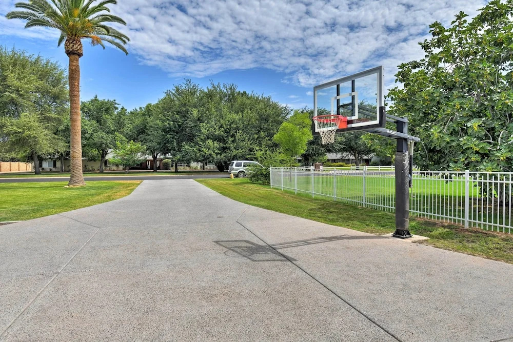 photo 1 of Pet-friendly Phoenix Retreat ~ 5 Mi to Downtown!