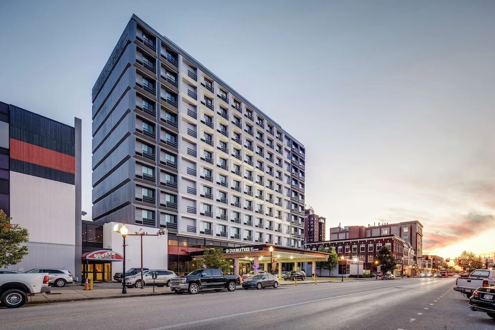 photo 1 of Pullman Plaza Hotel