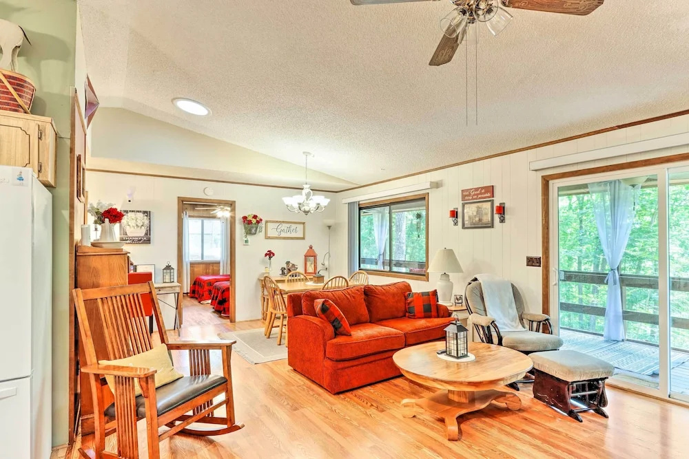 photo 1 of Quaint Murphy Cabin in Serene Wooded Setting!