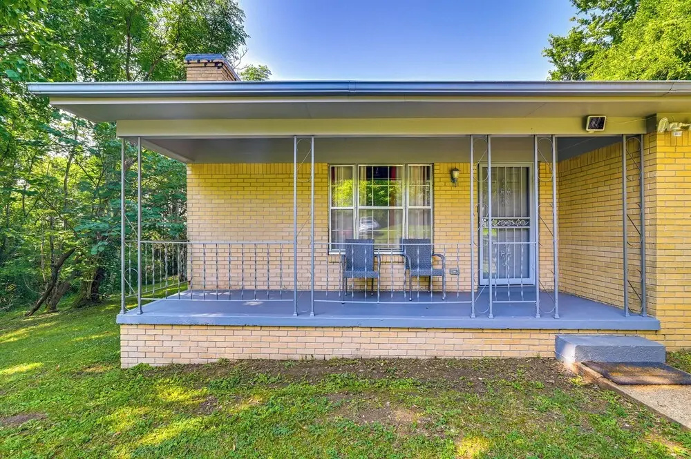 photo 1 of Quaint Oxford Home ~ 2 Mi to Ole Miss & The Grove!