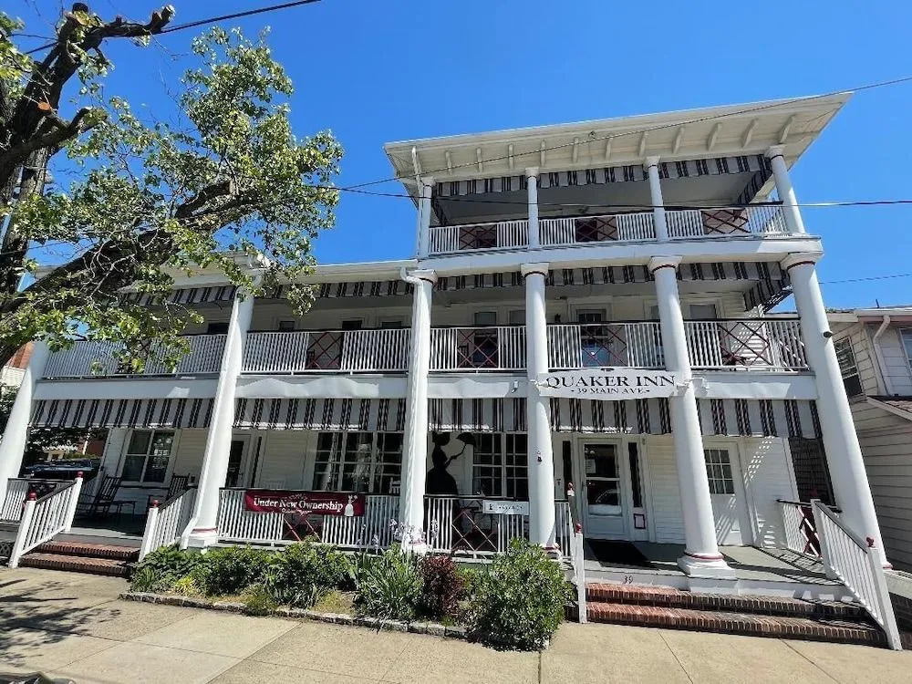 photo 1 of Quaker Inn