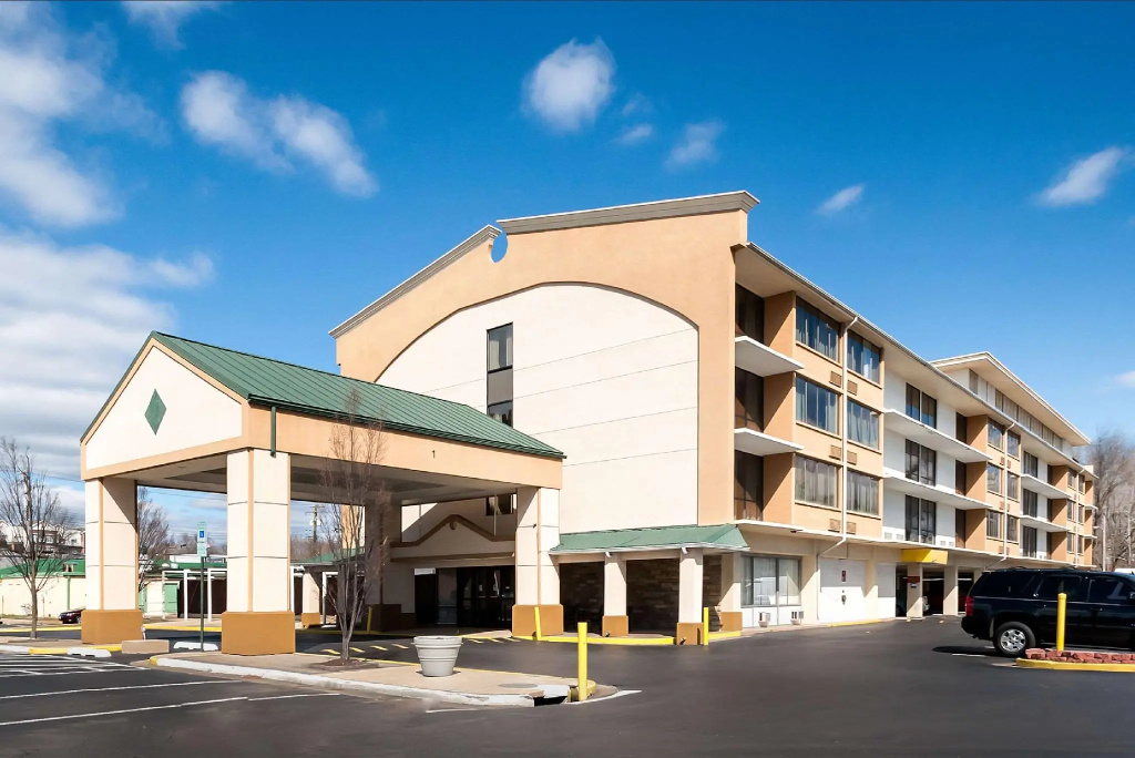 photo 1 of Best Western Plus Laurel