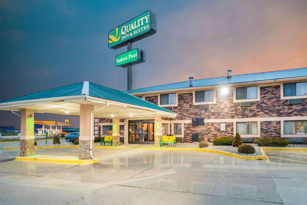 photo 1 of Quality Inn & Suites Danville East