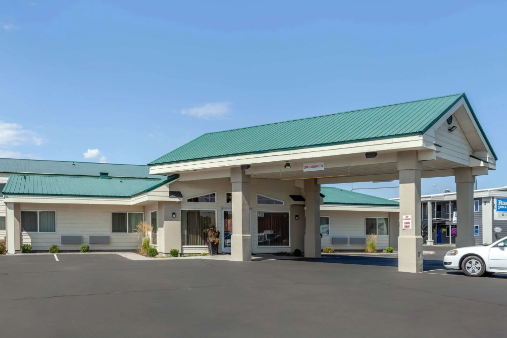 photo 1 of Quality Inn Ontario
