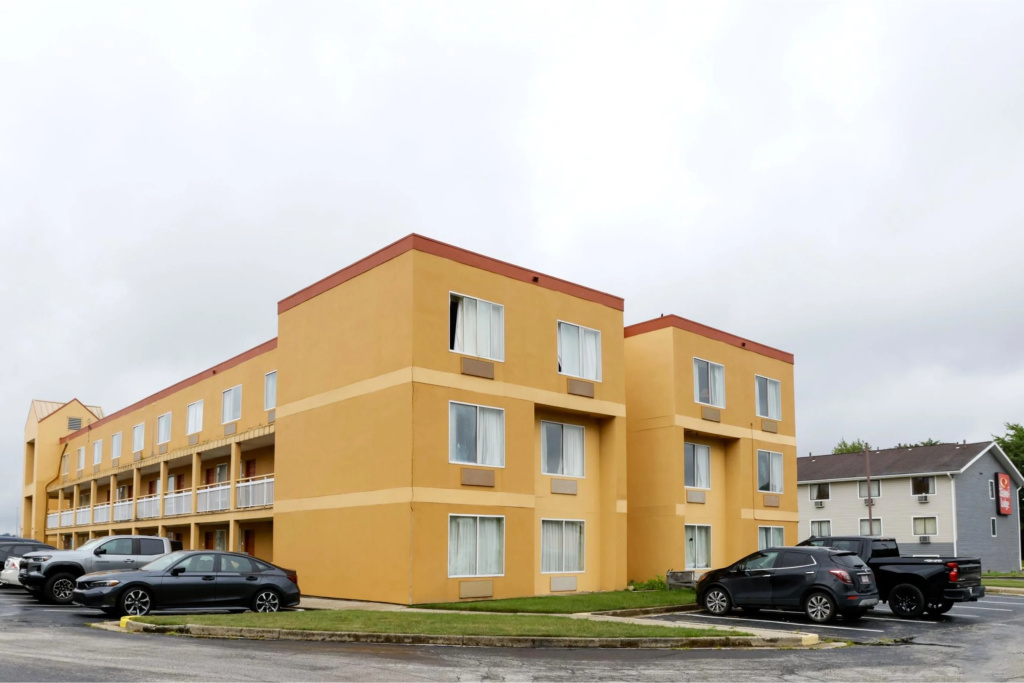 photo 1 of Copley Inn & Suites By OYO Akron OH