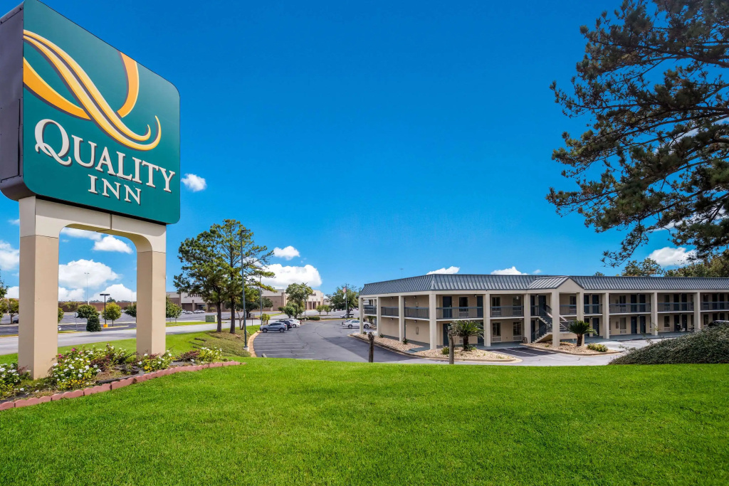 photo 1 of Quality Inn at Albany Mall