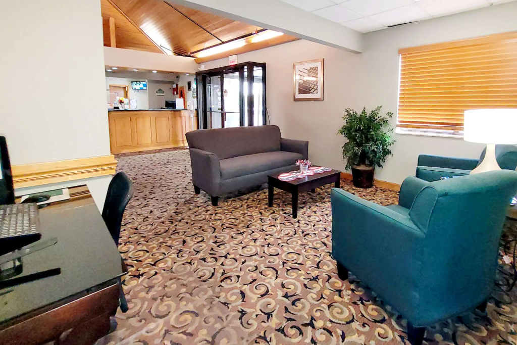 photo 1 of Quality Inn & Suites Marion
