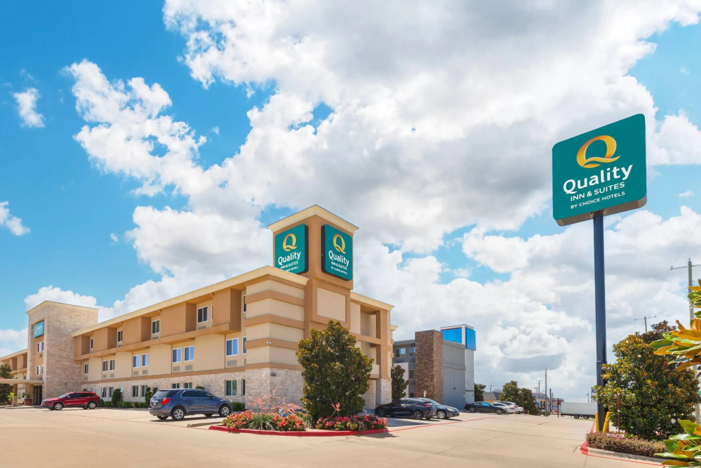photo 1 of Quality Inn & Suites Plano East - Richardson