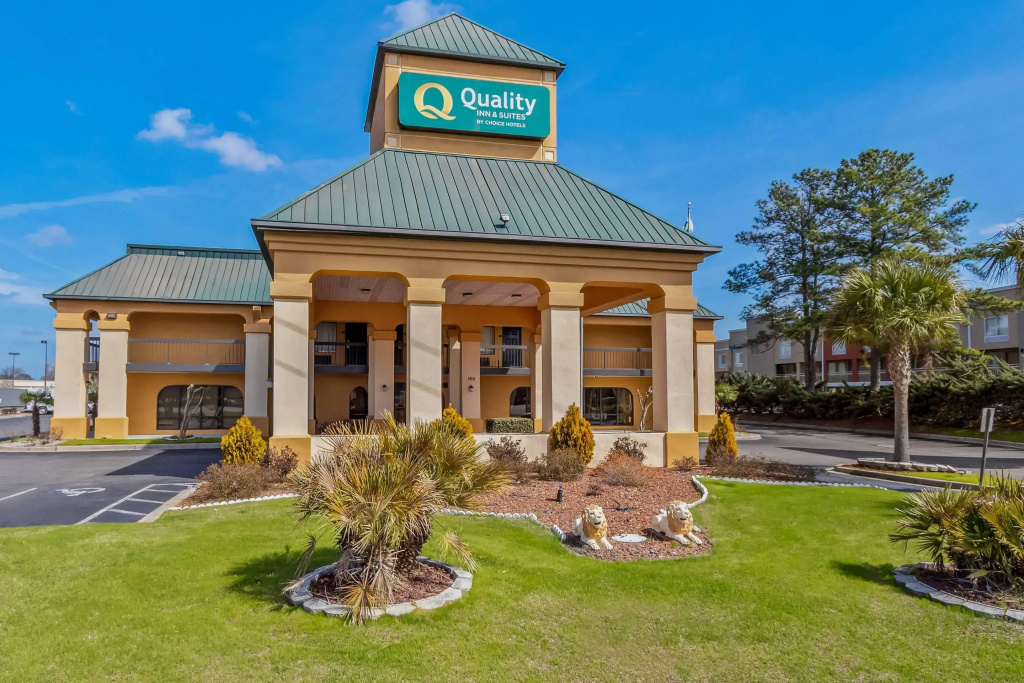 photo 1 of Quality Inn & Suites Florence Civic Center