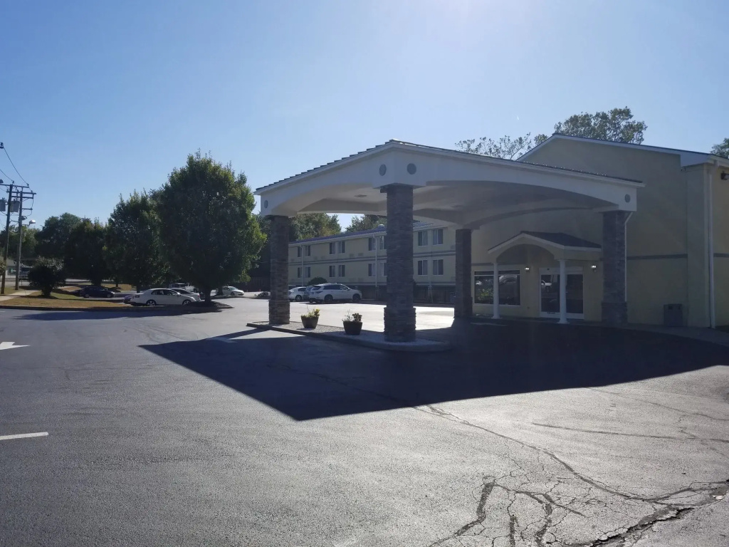 photo 1 of Quality Inn & Suites Danbury near University