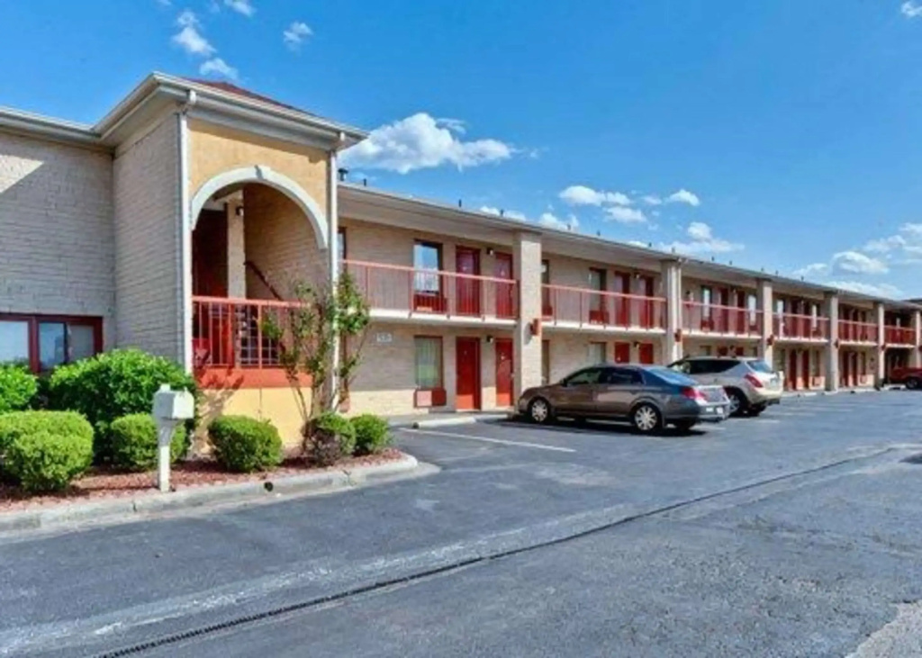 photo 1 of Quality Inn & Suites Monroe
