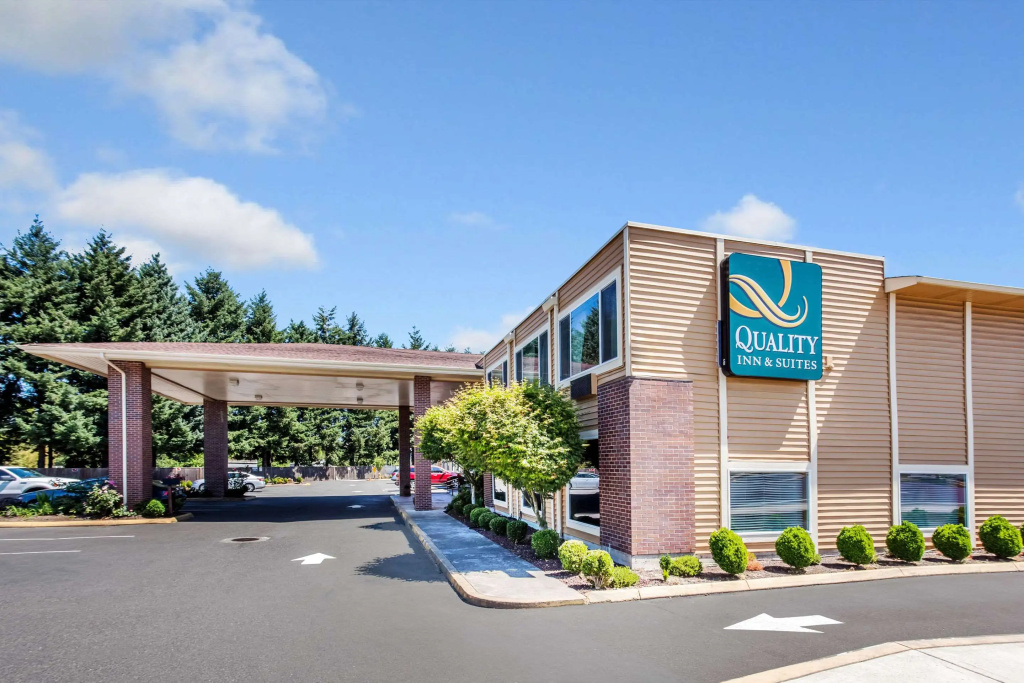 photo 1 of Quality Inn & Suites Vancouver North