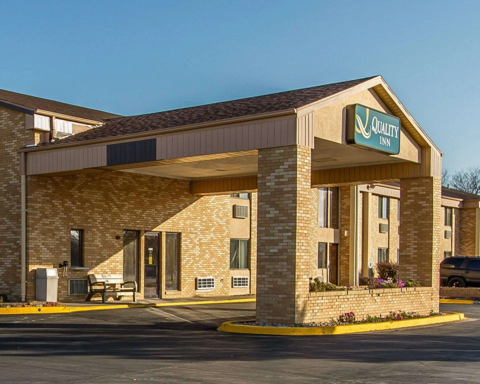 photo 1 of Quality Inn Burlington near Hwy 34