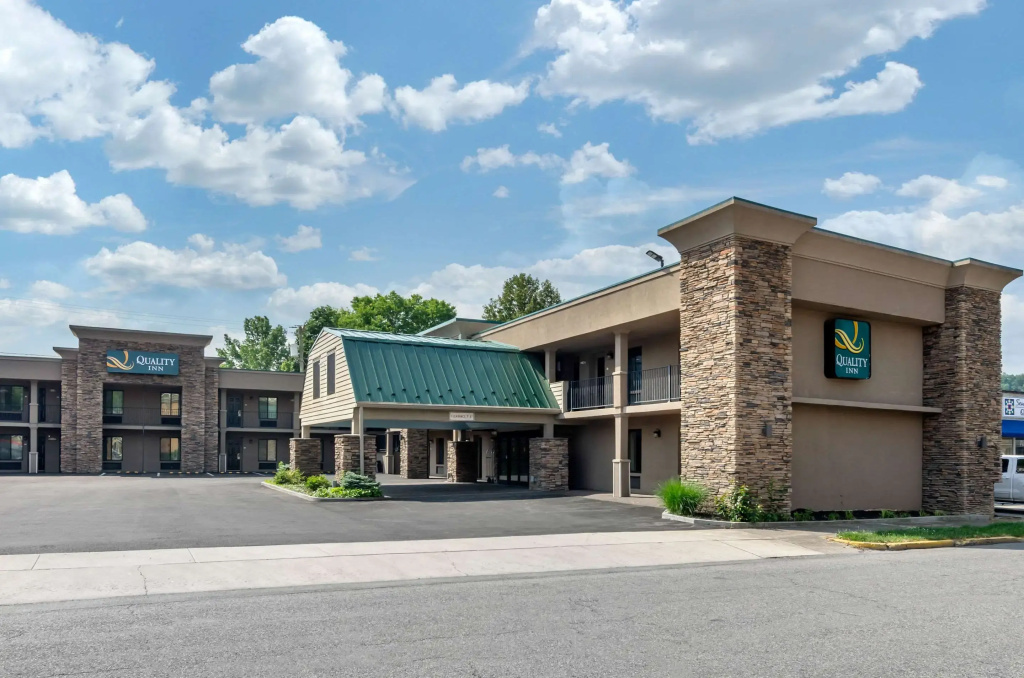 photo 1 of Quality Inn Covington Downtown