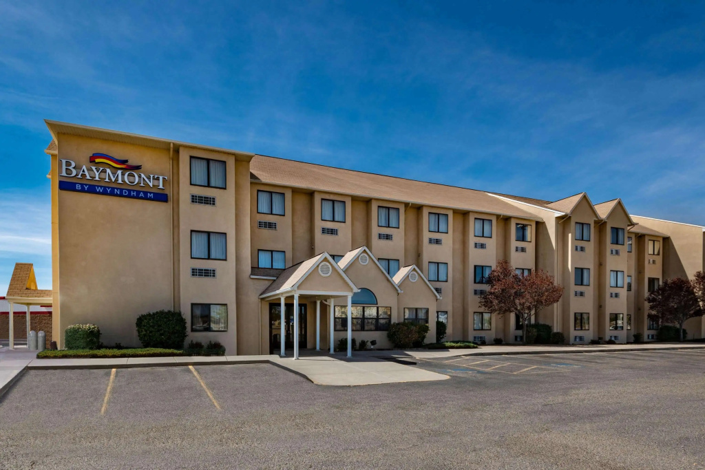 photo 1 of Baymont Inn by Wyndham Farmington