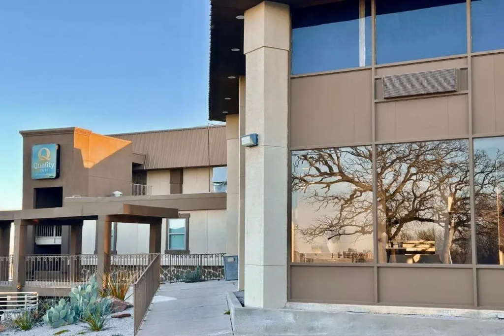 photo 1 of Quality Inn Fort Worth - Downtown East
