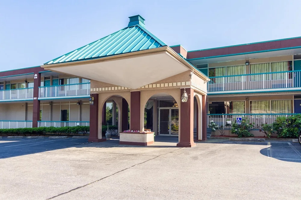 photo 1 of Quality Inn Groton
