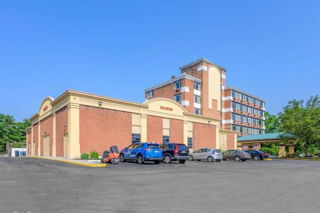 photo 1 of Quality Inn Lebanon Valley