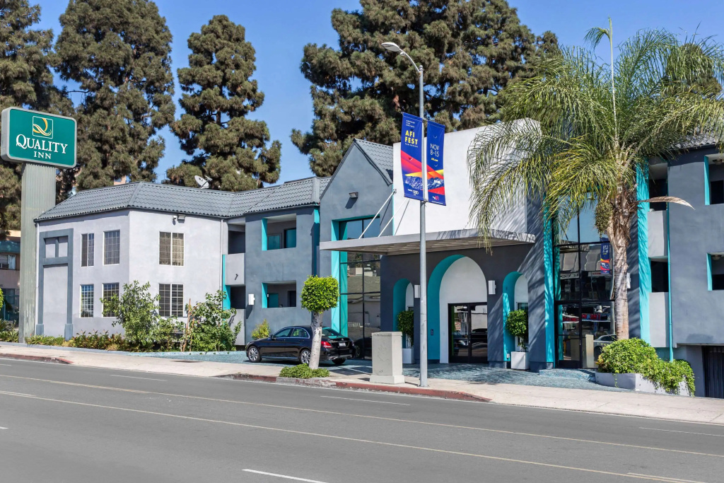 photo 1 of Quality Inn Near Hollywood Walk of Fame