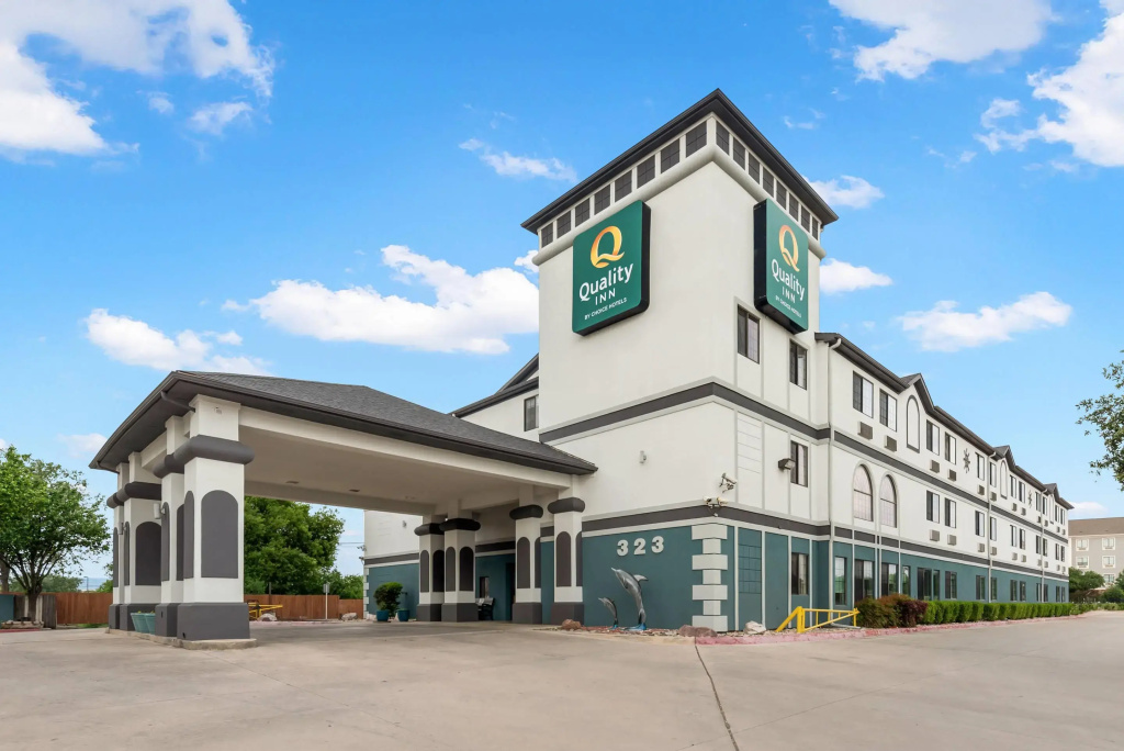 photo 1 of Quality Inn near SeaWorld - Lackland