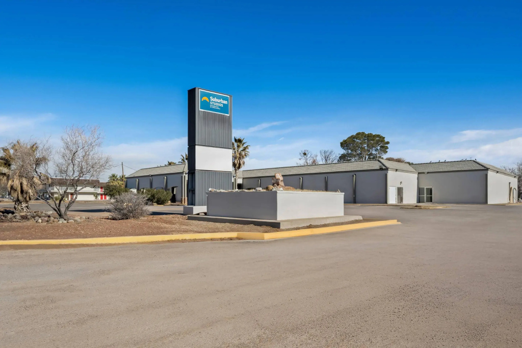 photo 1 of Suburban Studios Pecos