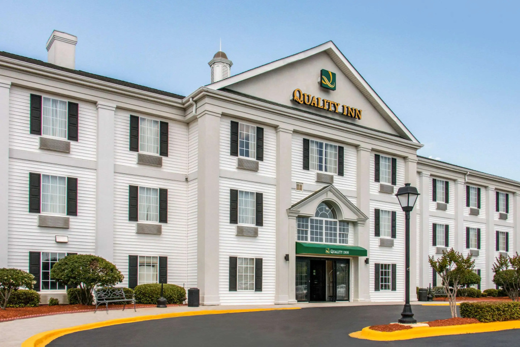 photo 1 of Quality Inn Pooler - Savannah I-95