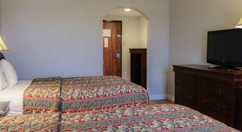 photo 1 of Great Value Inn Houston