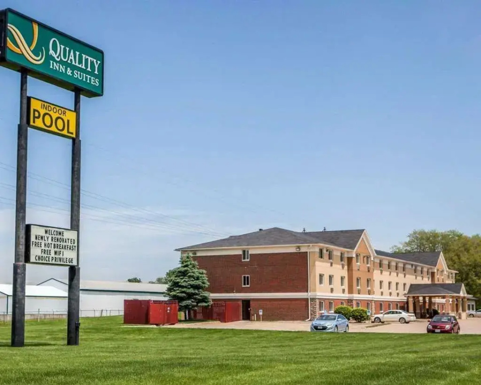 photo 1 of Quality Inn & Suites