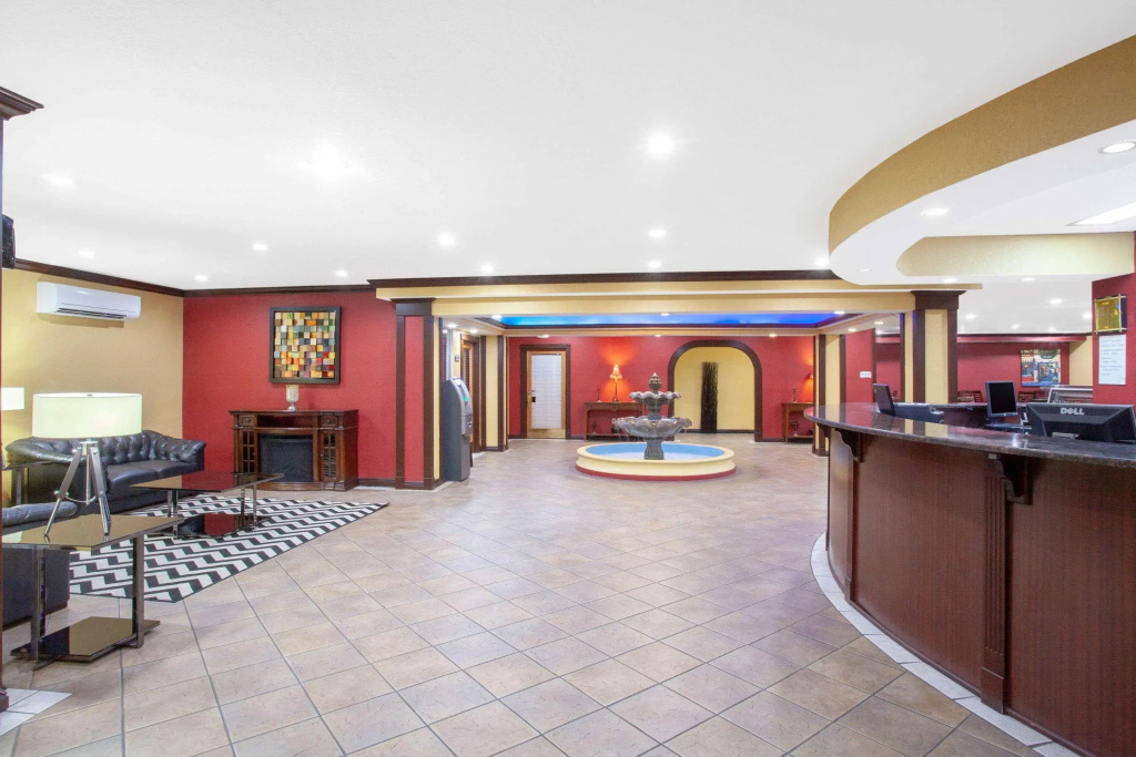 photo 1 of Quality Inn & Suites