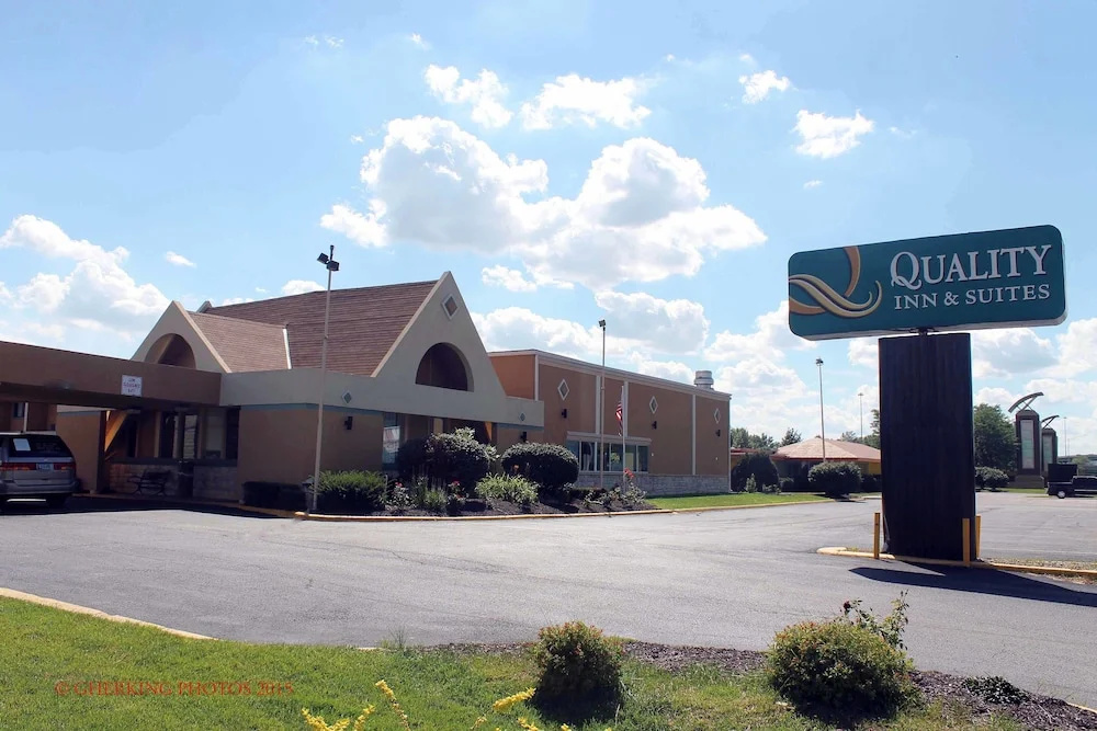 photo 1 of Quality Inn & Suites Metro