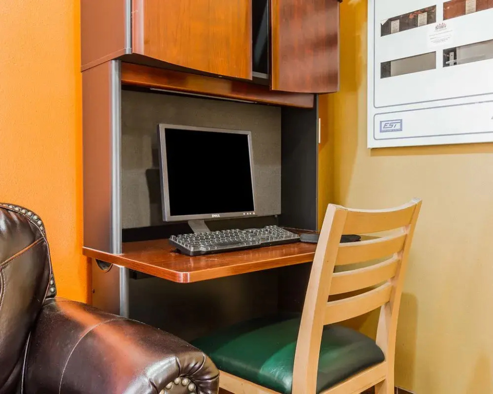 photo 1 of Quality Inn & Suites at Metro Center