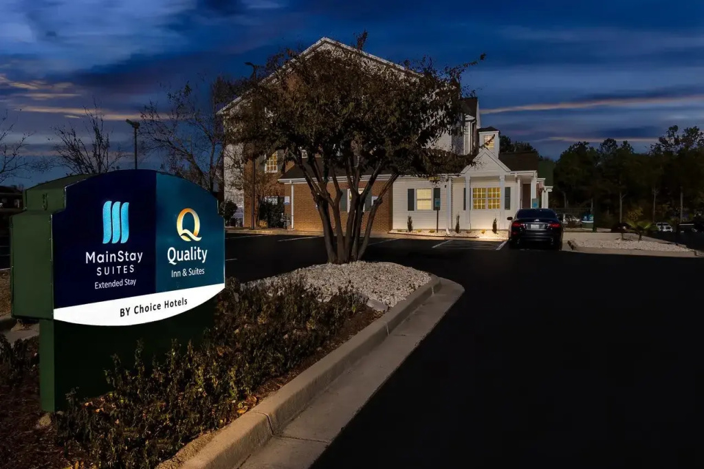 photo 1 of Quality Inn & Suites Columbia Harbison