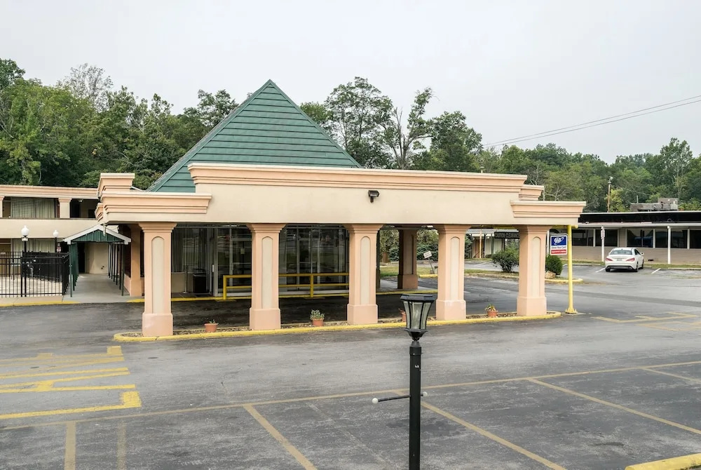 photo 1 of Quality Inn University Delaware