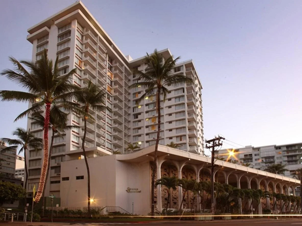 photo 1 of Queen Kapiolani Hotel