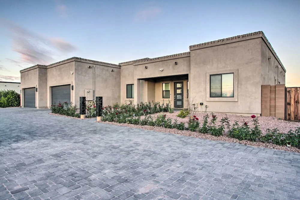 photo 1 of Desert Views, Fire Pit: Serene Phoenix Getaway