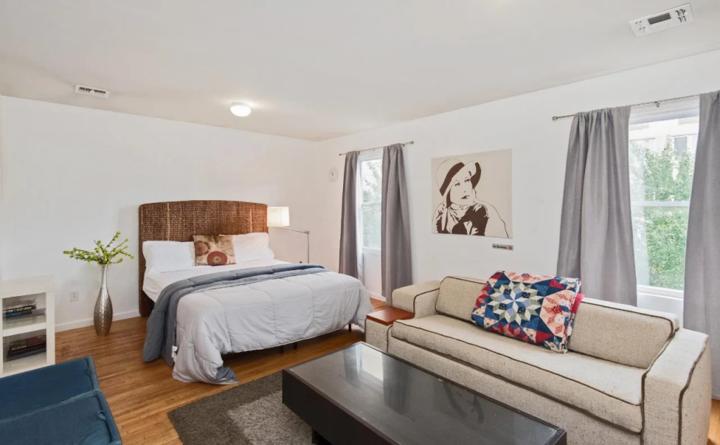 photo 1 of Racpanos Modern Stay on Forrest Street