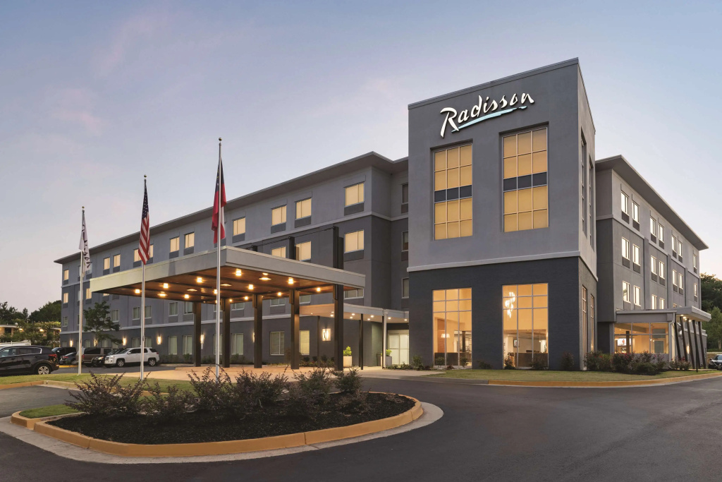 photo 1 of Radisson Hotel Atlanta Airport