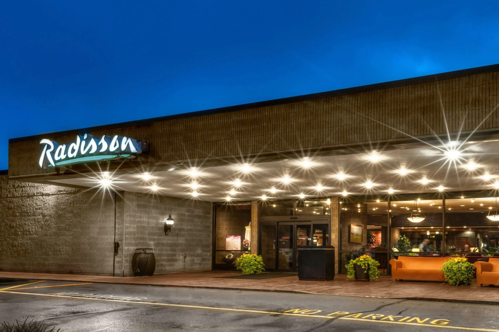 photo 1 of Radisson Hotel Corning