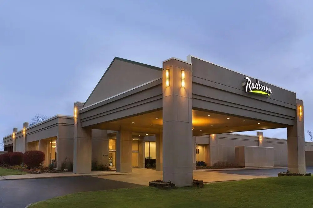 photo 1 of Delta Hotels by Marriott Detroit Metro Airport
