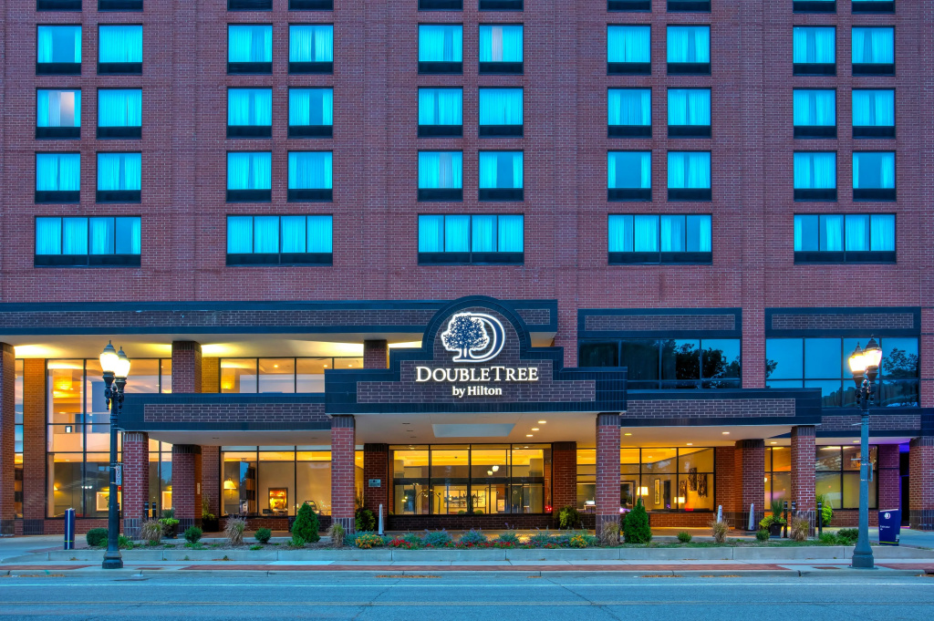 photo 1 of DoubleTree by Hilton Lansing