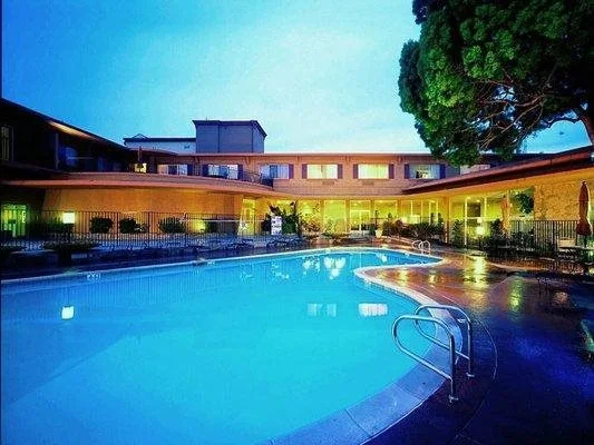 photo 1 of Radisson Villa San Mateo