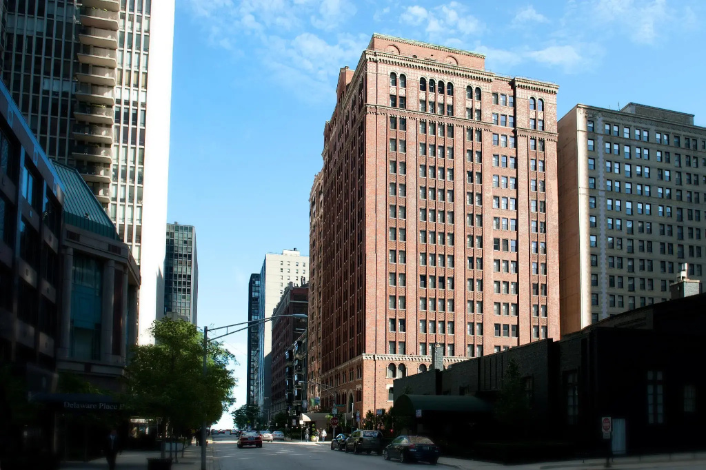 photo 1 of Gale Chicago