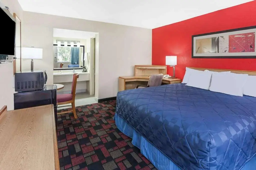 photo 1 of Ramada By Wyndham Clinton