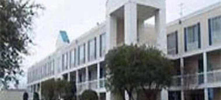 photo 1 of Ramada Charlotte North