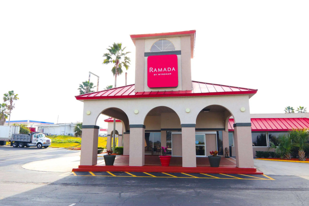 photo 1 of Ramada by Wyndham Davenport Orlando South