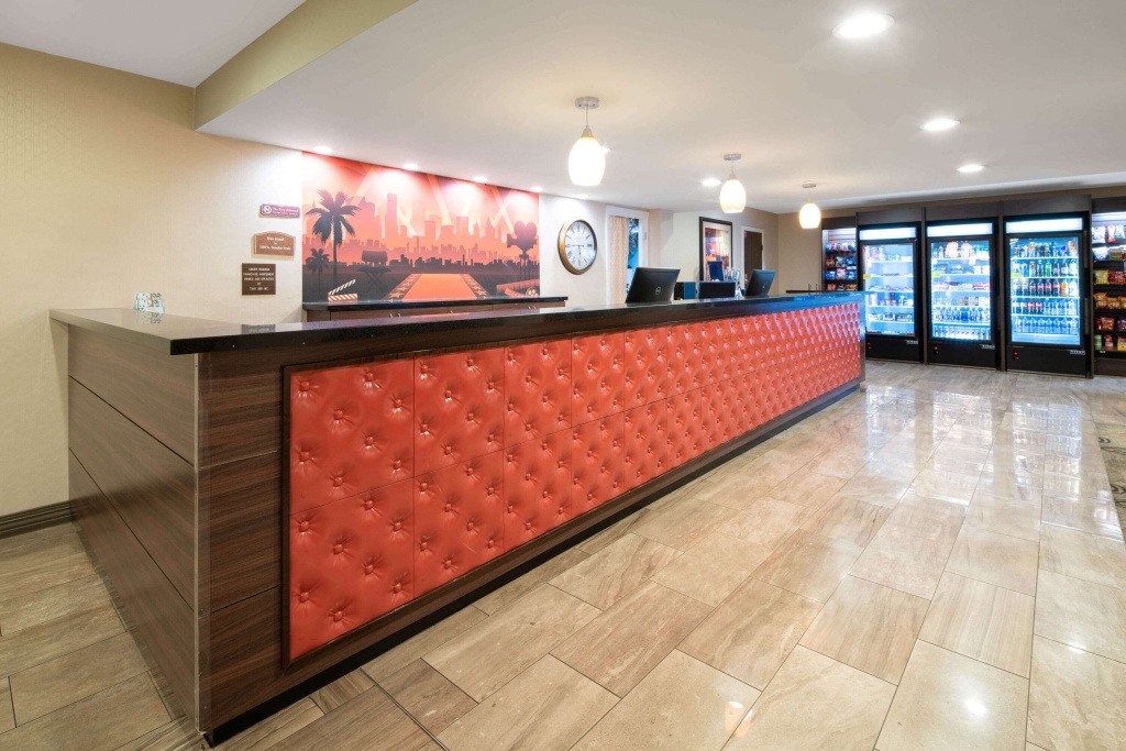 photo 1 of Ramada by Wyndham Burbank Airport